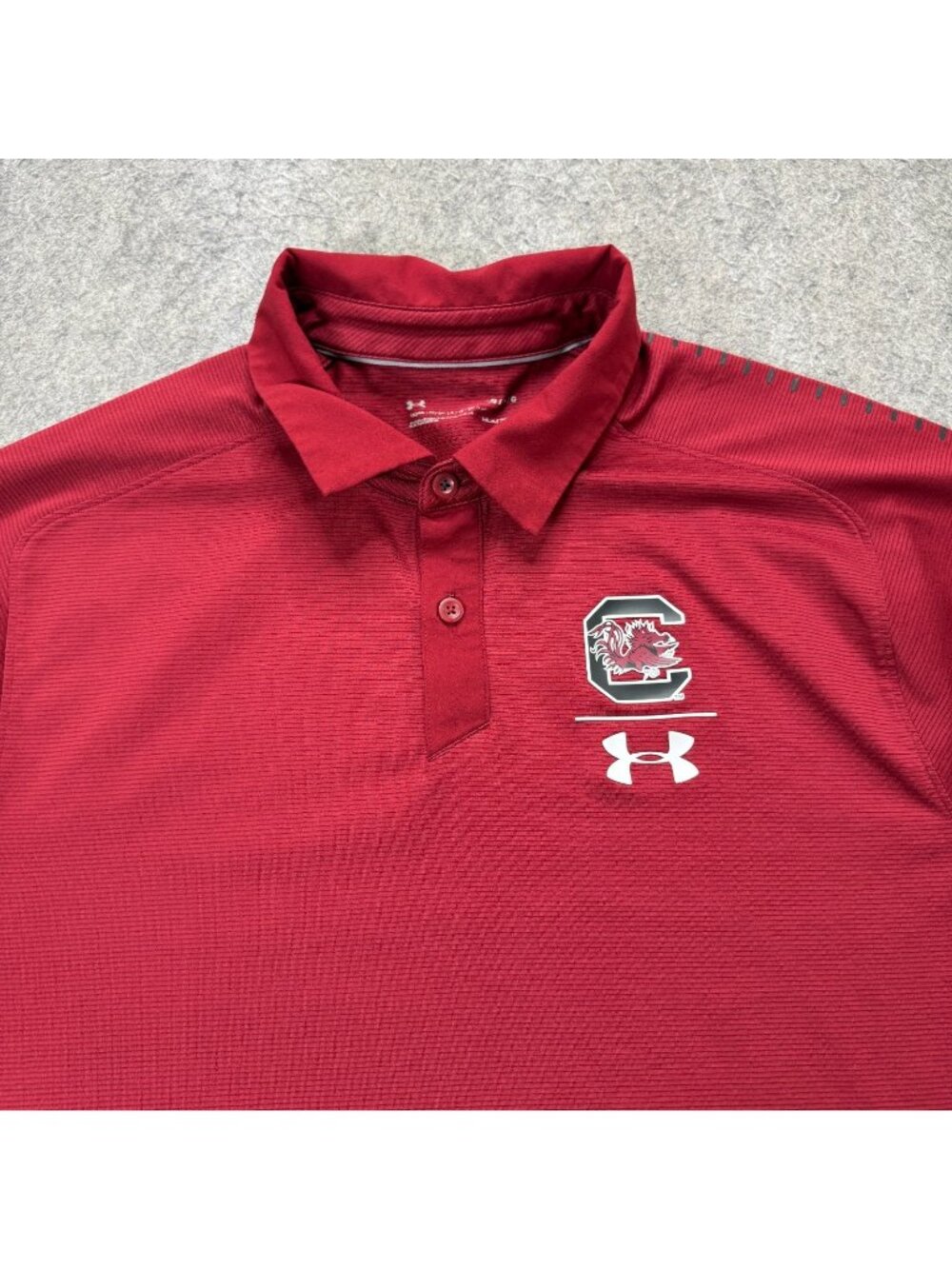 South Carolina Gamecocks Under Armour Polo Shirt Men L Red Loose Performance 065